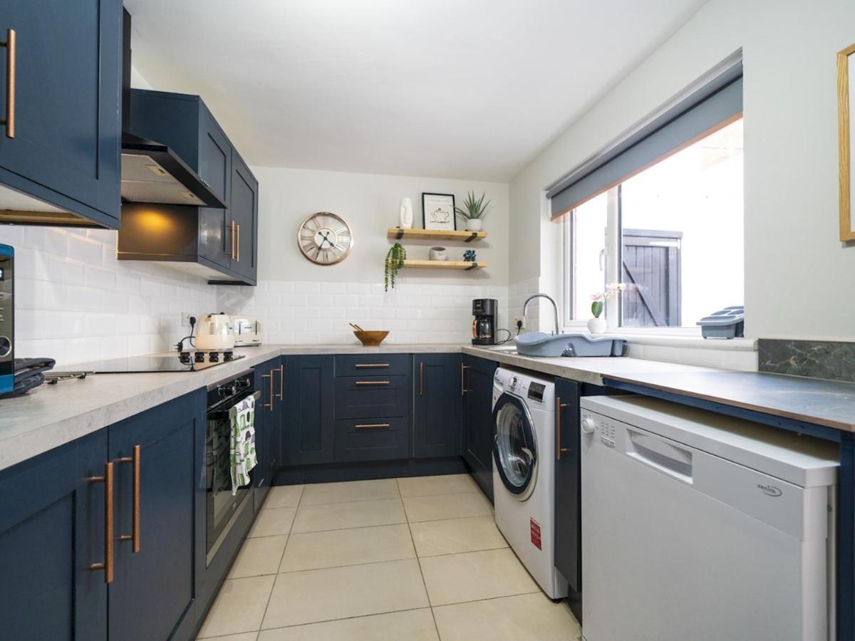 Pass The Keys 58 Lw Ave Stunning 2Br Terrace Top Location Lots Nearby بلفاست المظهر الخارجي الصورة