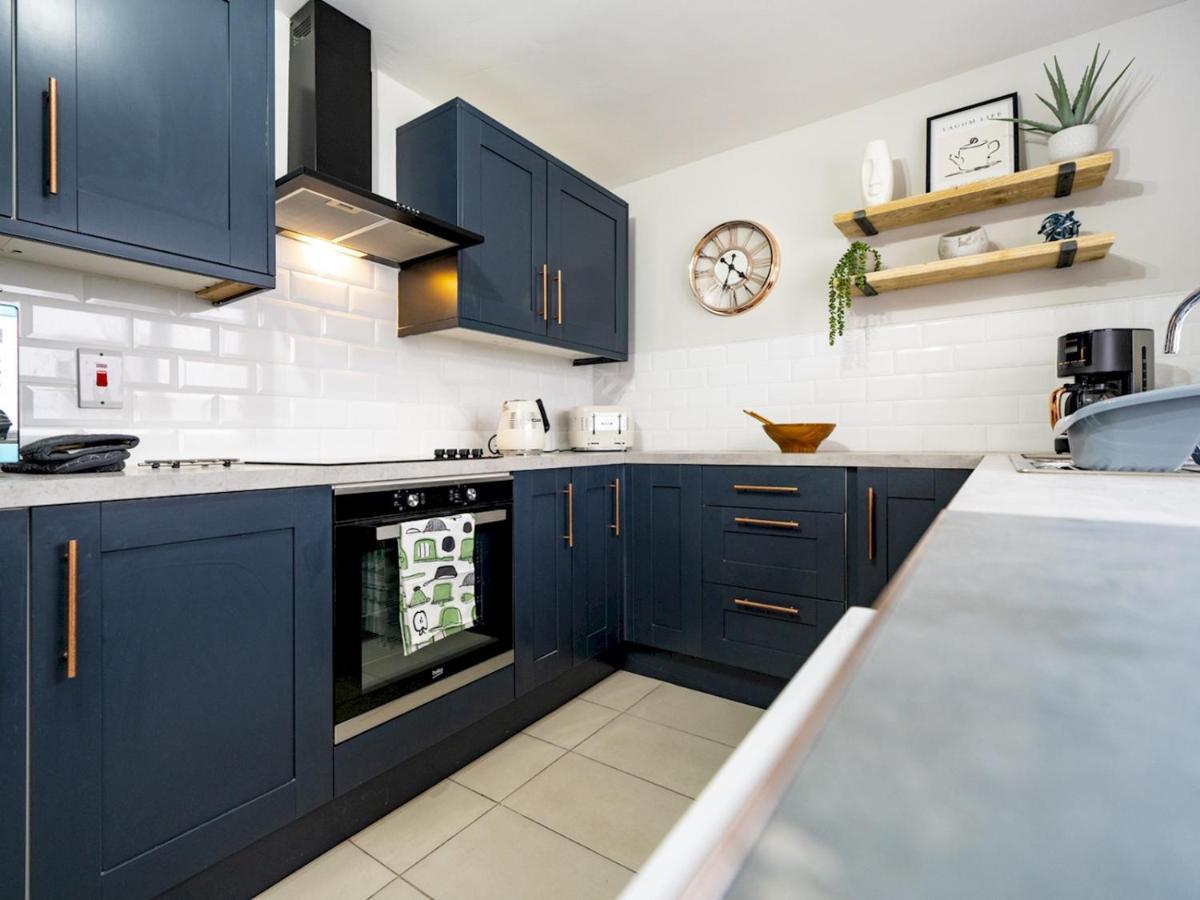Pass The Keys 58 Lw Ave Stunning 2Br Terrace Top Location Lots Nearby بلفاست المظهر الخارجي الصورة