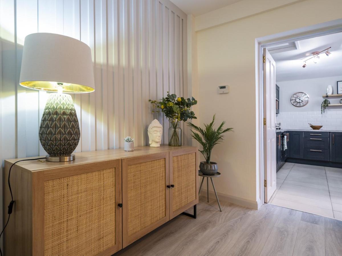 Pass The Keys 58 Lw Ave Stunning 2Br Terrace Top Location Lots Nearby بلفاست المظهر الخارجي الصورة